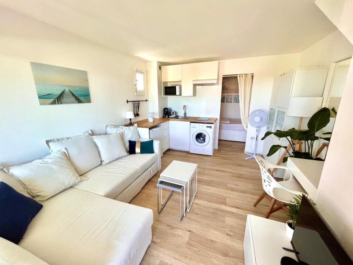 Appartement Entre La Lagune Et La Mer Avec Piscine, Direct Plage, Vue Partielle Mer Saint-Cyprien  Buitenkant foto